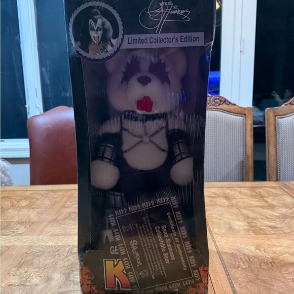 Collectible Kiss Gene Simmons Bear - 1998 - Mint with Certificate Showcasing! - Picture 11 of 14